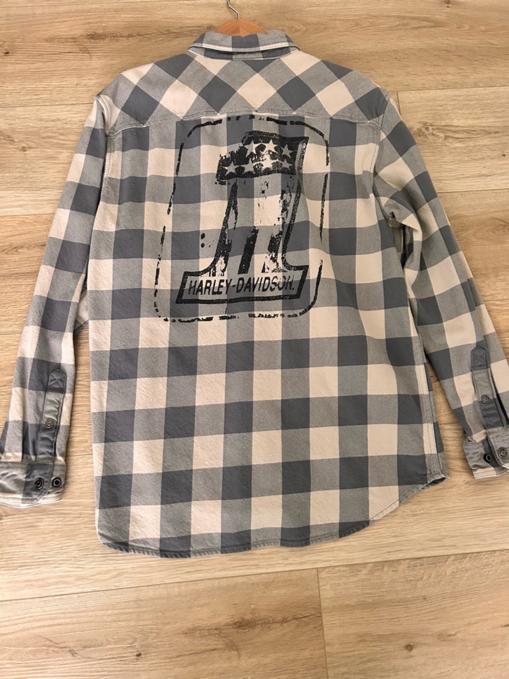 Harley-Davidson Men’s Gray & Cream Plaid Button-Down Shirt with Back Graphic